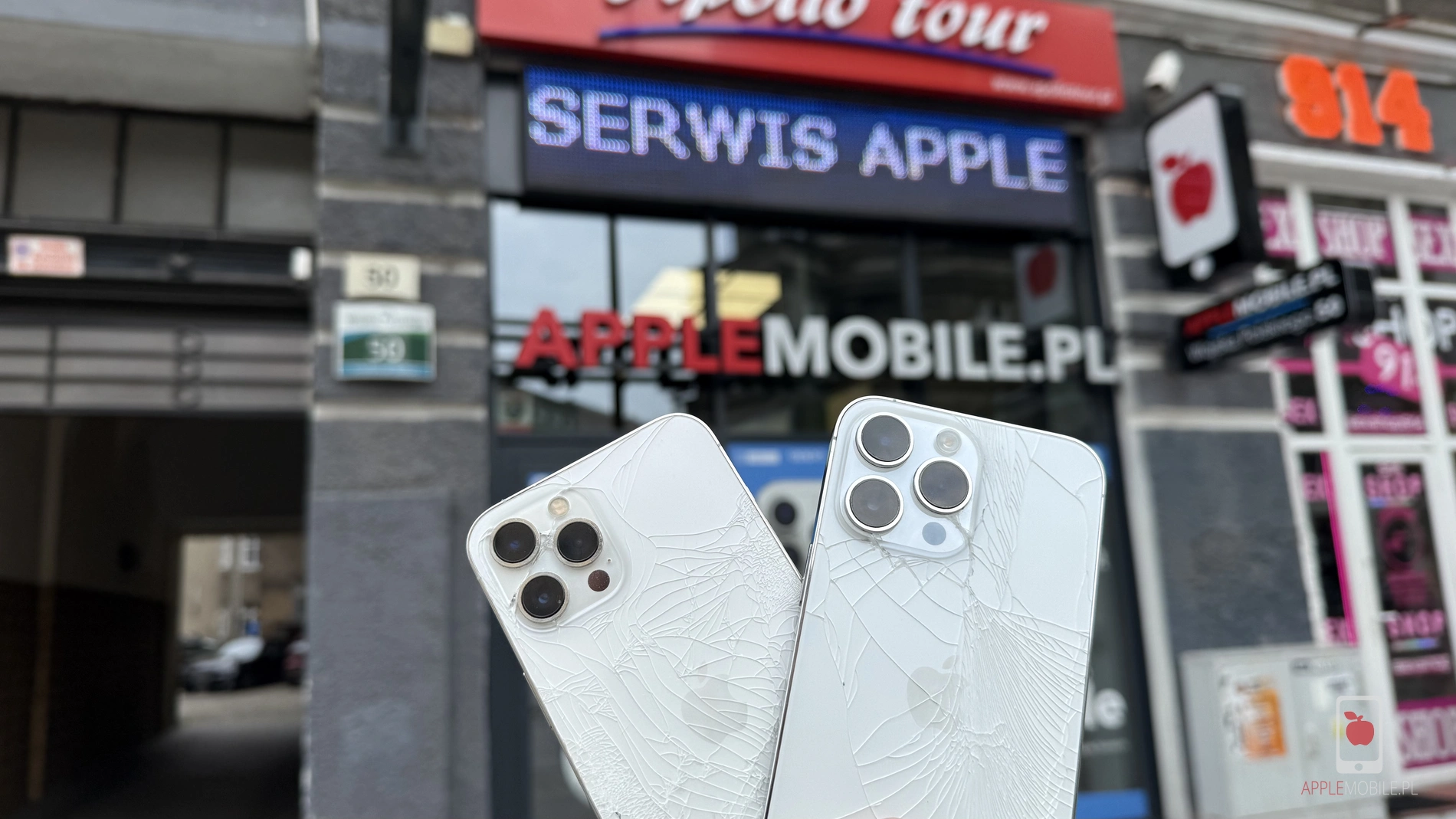 naprawa tylnej szybki obudowy w iphone na miejscu w Szczecinie